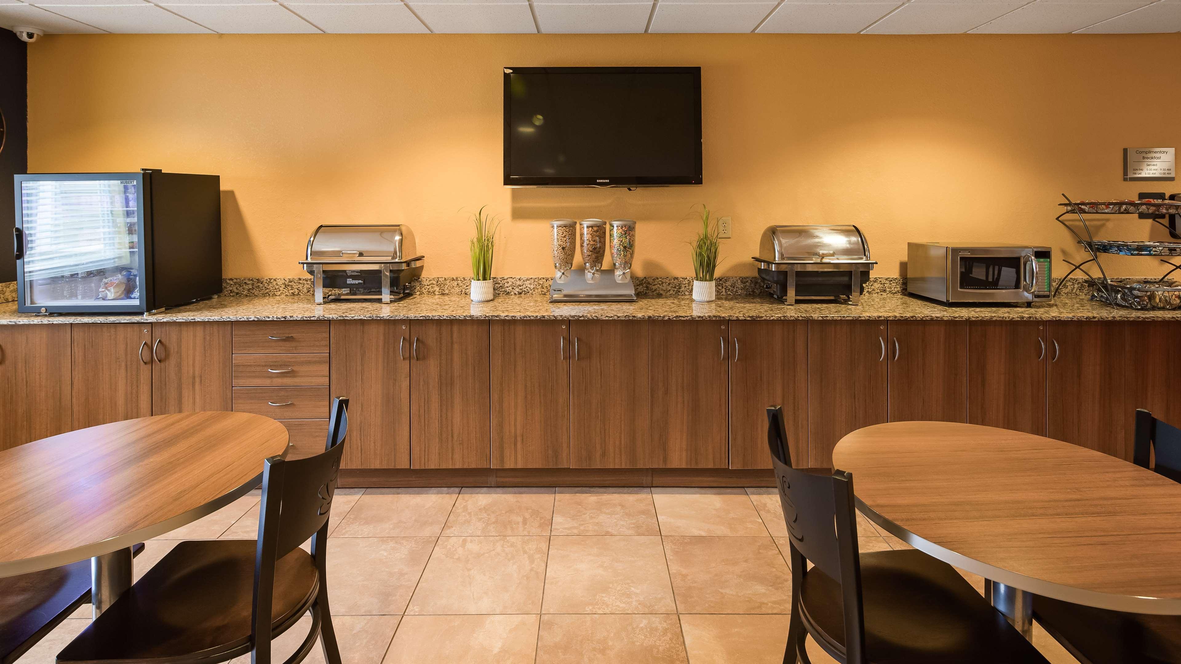 Surestay Plus Hotel By Best Western Keyser Zewnętrze zdjęcie